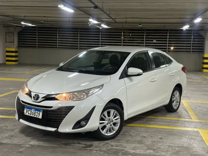 Toyota Yaris XL Sedan 1.5 Flex 16V 4P Mec. 2019