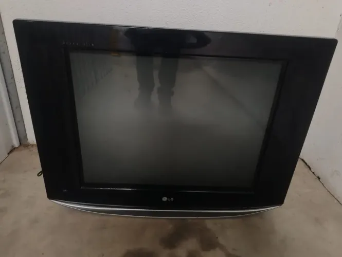 TV de tubo 29 polegadas - ideal para game retrô 