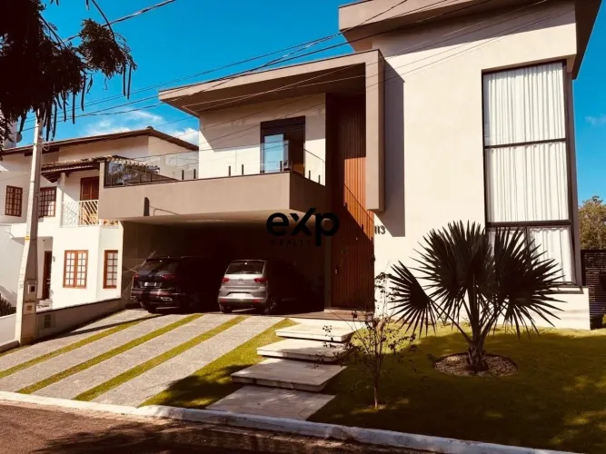 Novíssima casa no Condomínio Villaggio Capríccio