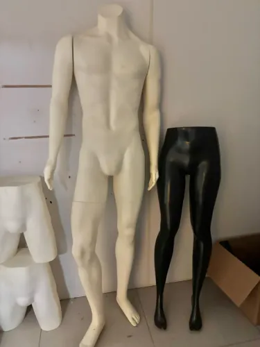 Manequins/adulto/infantil 100,00 cada