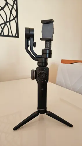 Zhiyun Smooth 4 estabilizador