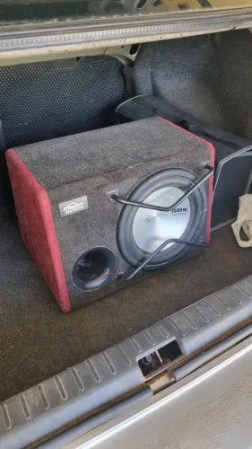 Vendo Sub 10" com cabo RCA novo na embalagem
