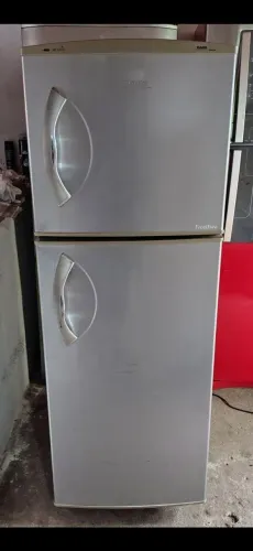 Vendo geladeira Dako duplex Frost Free