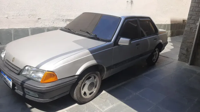 Chevrolet Monza Classic SE 2.0 /mpfi E EFI 2P E 4P 1993