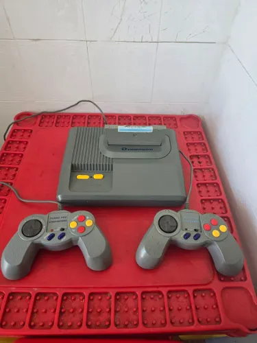 Dynavision + 2 controles + multijogos 106 jogos