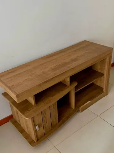 Rack semi novo- 1 metro e pouco-