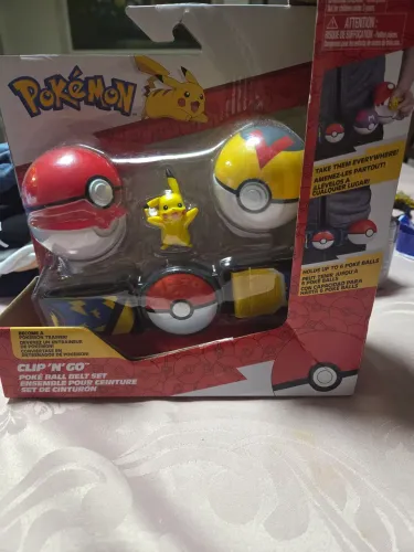 Pokebola com cinto