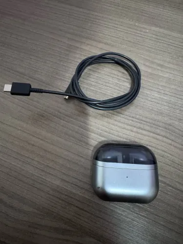 Samsung Galaxy Buds3 