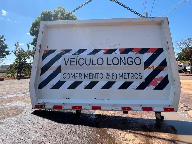 Tampa traseira Rodocaçamba Randon ano 2021