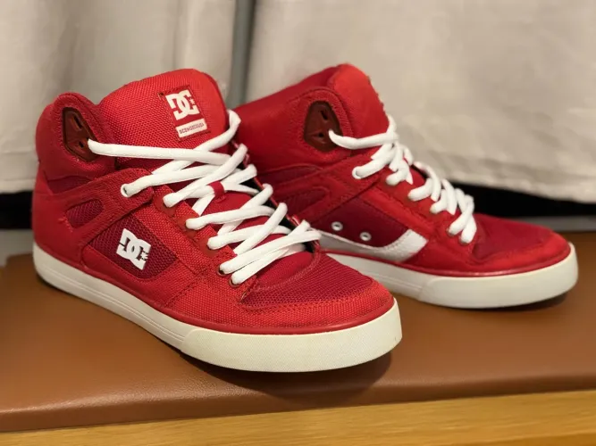 Tênis DC Shoes Pure High-Top Jester Red Nº 40 - Ótimo Estado