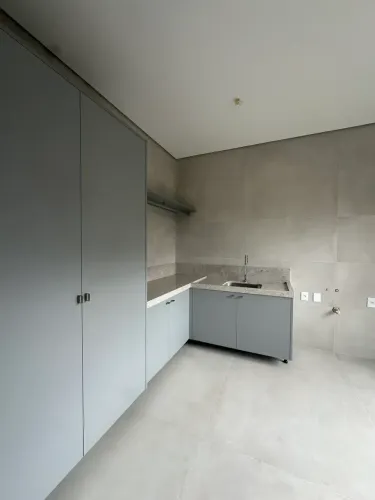 Sobrado a venda com 416 m2 com 4 suítes, Condominio Florais dos Lagos - Ribeirao do Lipa,
