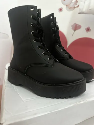 Coturno preto