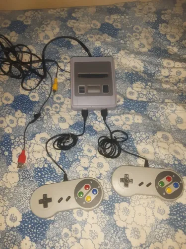 vendo Super Retrô Mini Sfc 2 Controles 620 Jogos 8 Bits