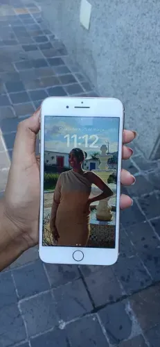 iPhone 8 Plus
