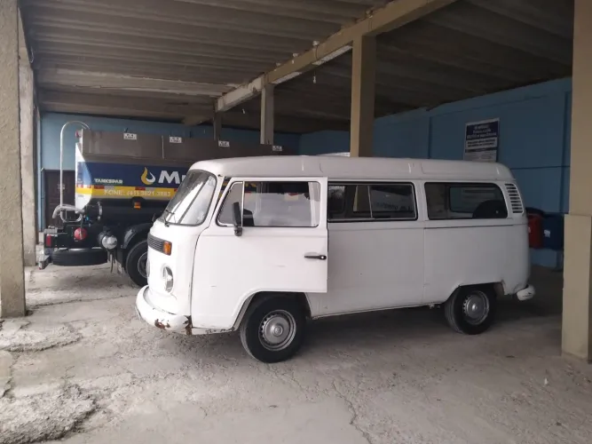 Volkswagen Kombi Standard/ Luxo/ Serie Prata 1997