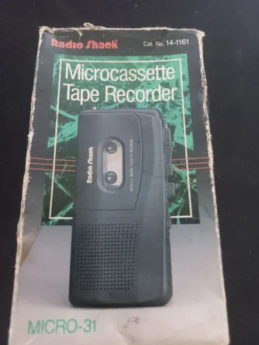 Gravador De Voz Microcassete Radio Shack Micro-31 Com Caixa E Fitas - Funcionando!