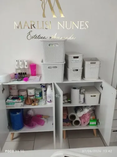 Armário, maca, mesa, mocho, para seu estúdio ou estética! Oportunidade