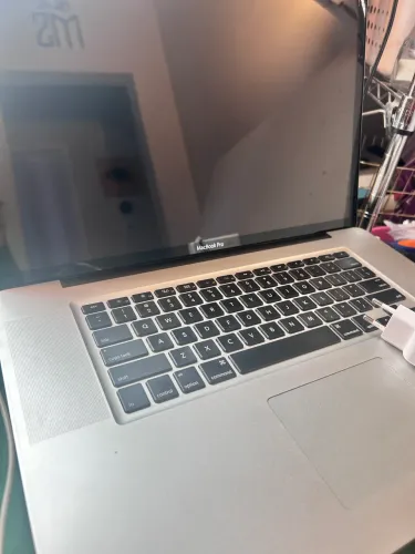 Macbook 2011