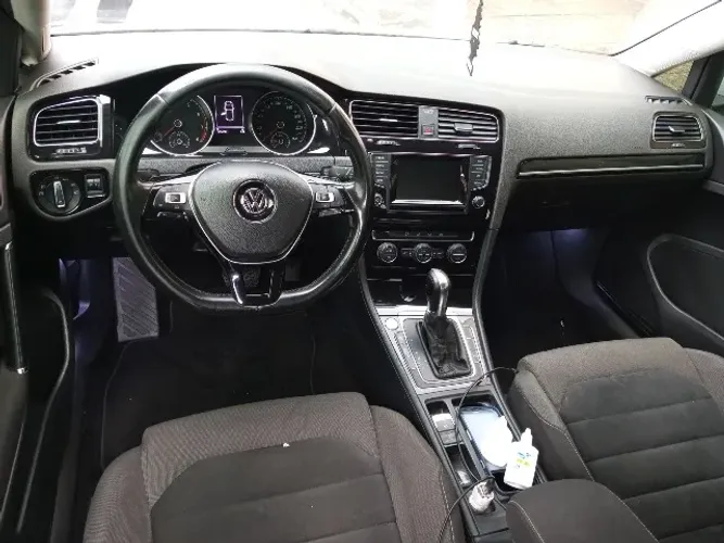 Volkswagen Golf Highline 1.4 TSI 140cv Aut. 2014