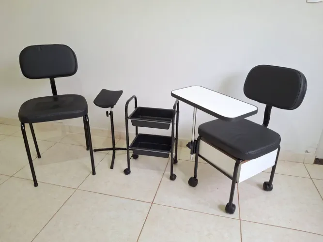 Kit Manicure e Pedicure 