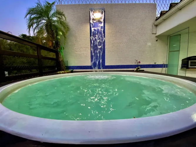 VC NUNCA VIU NADA IGUAL 4 Qts (2 St) 4 Vg Esc Terraço 80 m2 Piscina 2.80 diâm c/Cascata,Ch