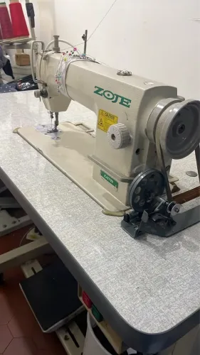 Máquina de costura