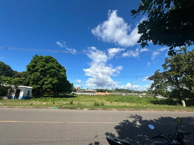 TERRENO COM EXCELENTE LOCALIZAÇÃO EM ITACOATIARA