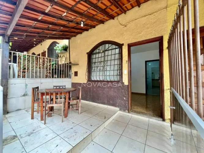 Casa com 2 dormitórios para alugar, 60 m² por R$ 2.035,14/mês - Santa Branca - Belo Horizo