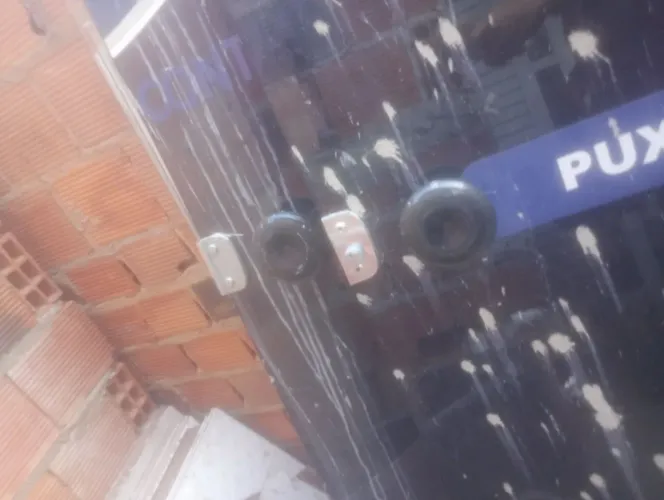 Duas portas de vidro 76 cada banda de largura 2,8 de altura