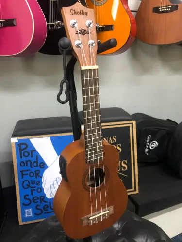Ukulele Shelby SU21 ME STNT - NOVO - Somos loja!
