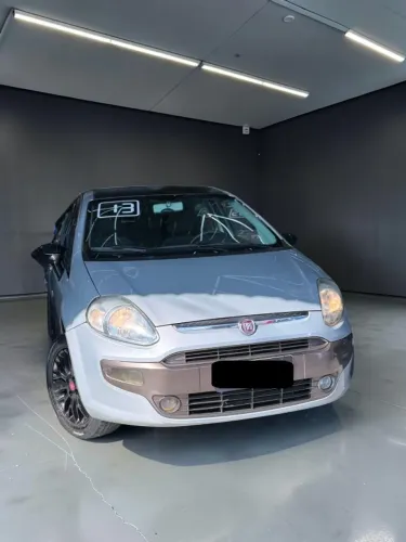 Fiat Punto Essence 1.6 Flex 16V 5P 2013
