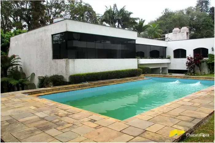 **CONDOMÍNIO CHÁCARA FLORA** área nobre e privativa em um verdadeiro paraíso!