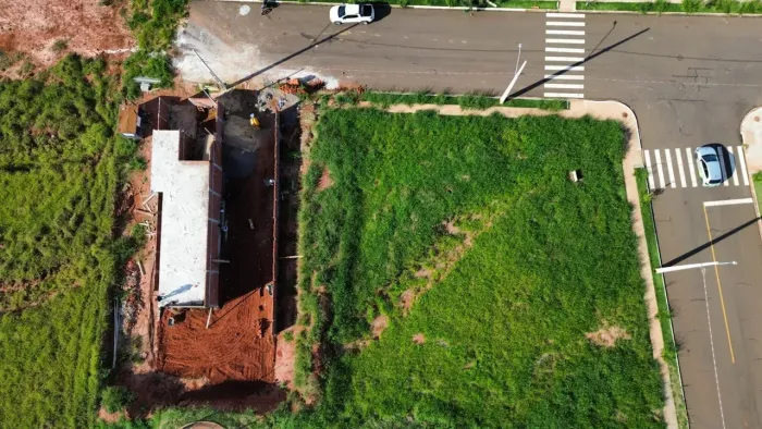 Imóvel para venda tem 360 metros quadrados em Vila City - Paranavaí - PR
