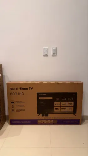 Smart TV Multi Roku 4K 50? Polegadas Lacrada Nova