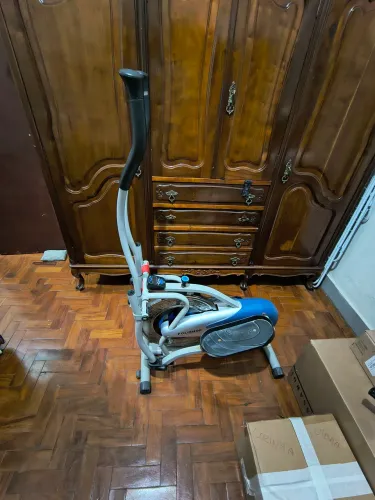 Simulador de bicicleta ergométrica
