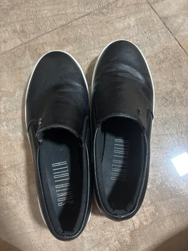 Tênis da Santa Lolla 