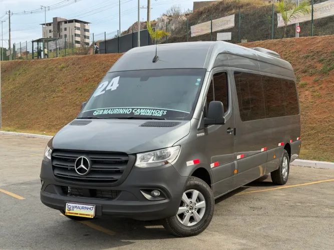 Splinter 417 ano 2014 extra longa teto alto apenas 60 mil km !!