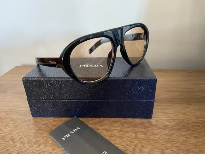 Oculos prada