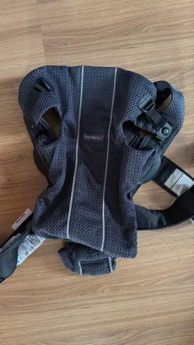 Canguru Babybjörn carrier mini