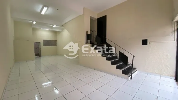 Ponto Comercial com 4 salas para alugar no Centro de Sorocaba.