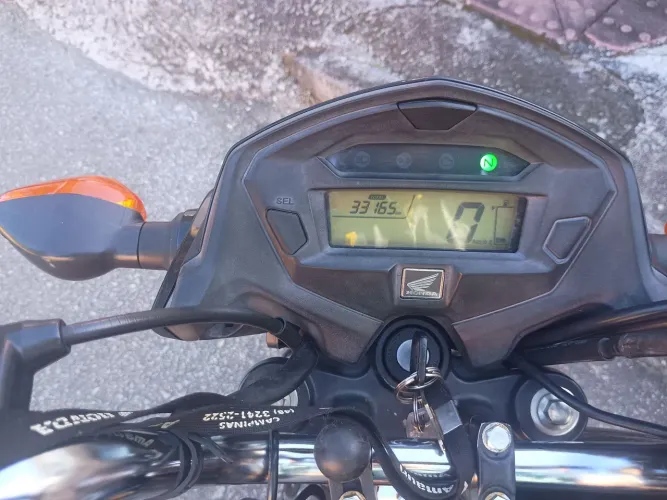 Moto Preta Fan 125 semi nova