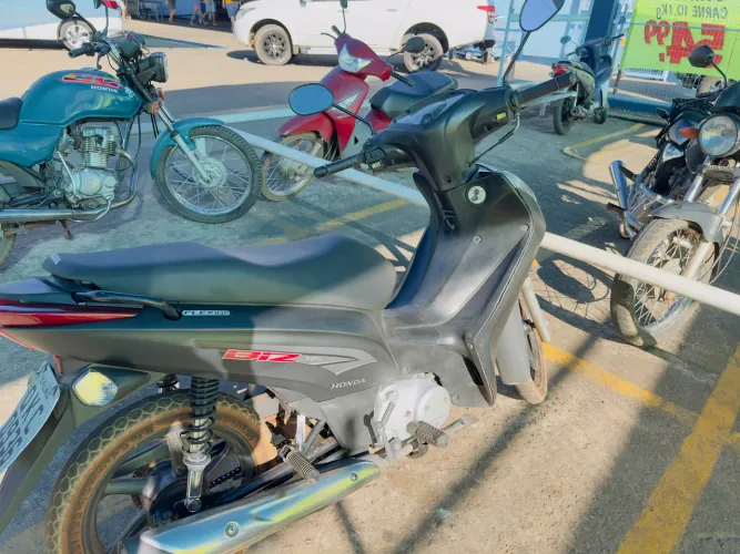 BIZ 125 COMPLETA SÓ NO JEITO DE TRANSFERIR.