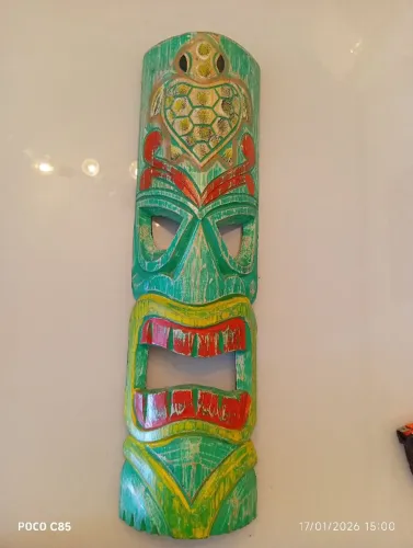 Mascara Tiki decorativa