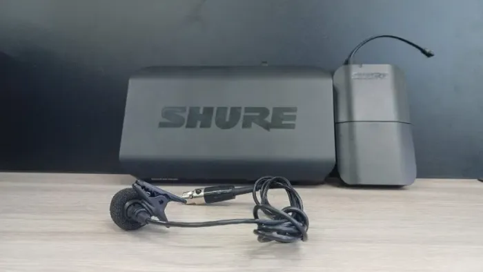 Sistema De Microfone Sem Fio Shure BLX4 - J10