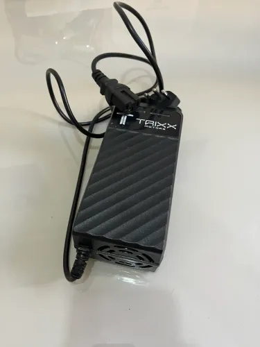 Carregador de bicicleta elétrica trixx 