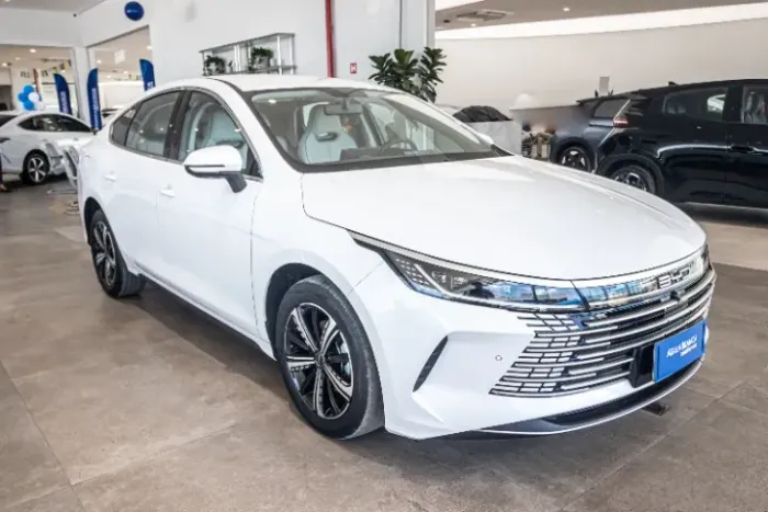 BYD King GS 1.5 16V Híbrido Aut. 2025