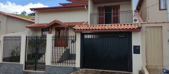 CASA RESIDENCIAL - ITANHANDÚ/MG