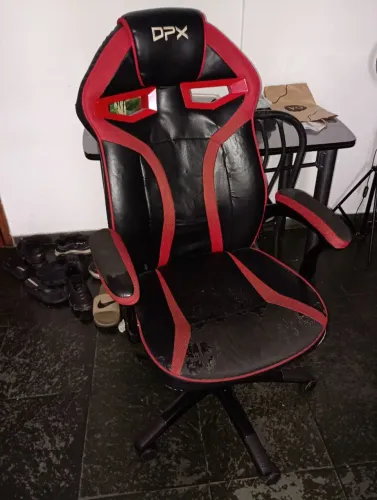 CADEIRA GAMER EM OTIMO ESTADO!!