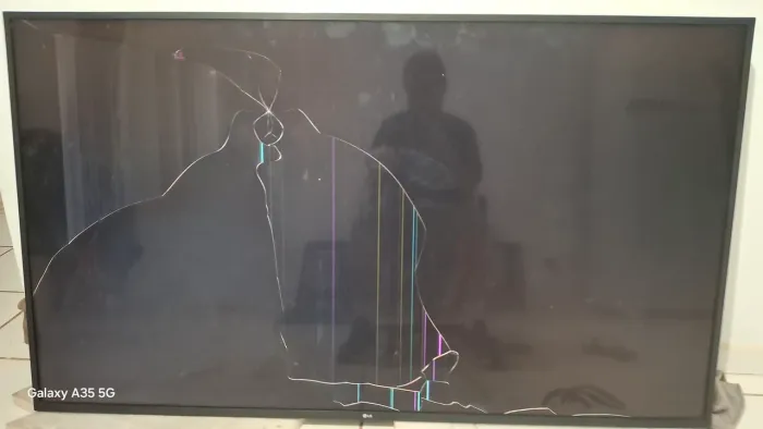 Tv 65"polegadas Lg tela com avaria