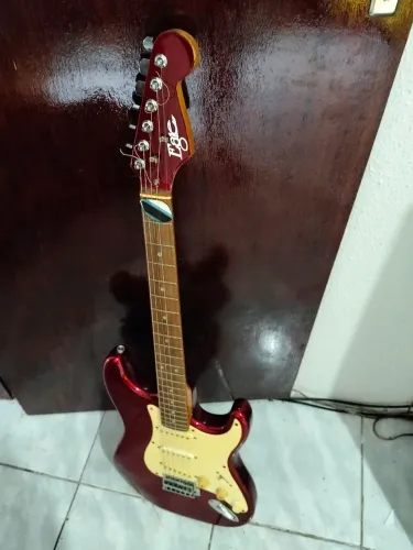 Guitarra Eangle